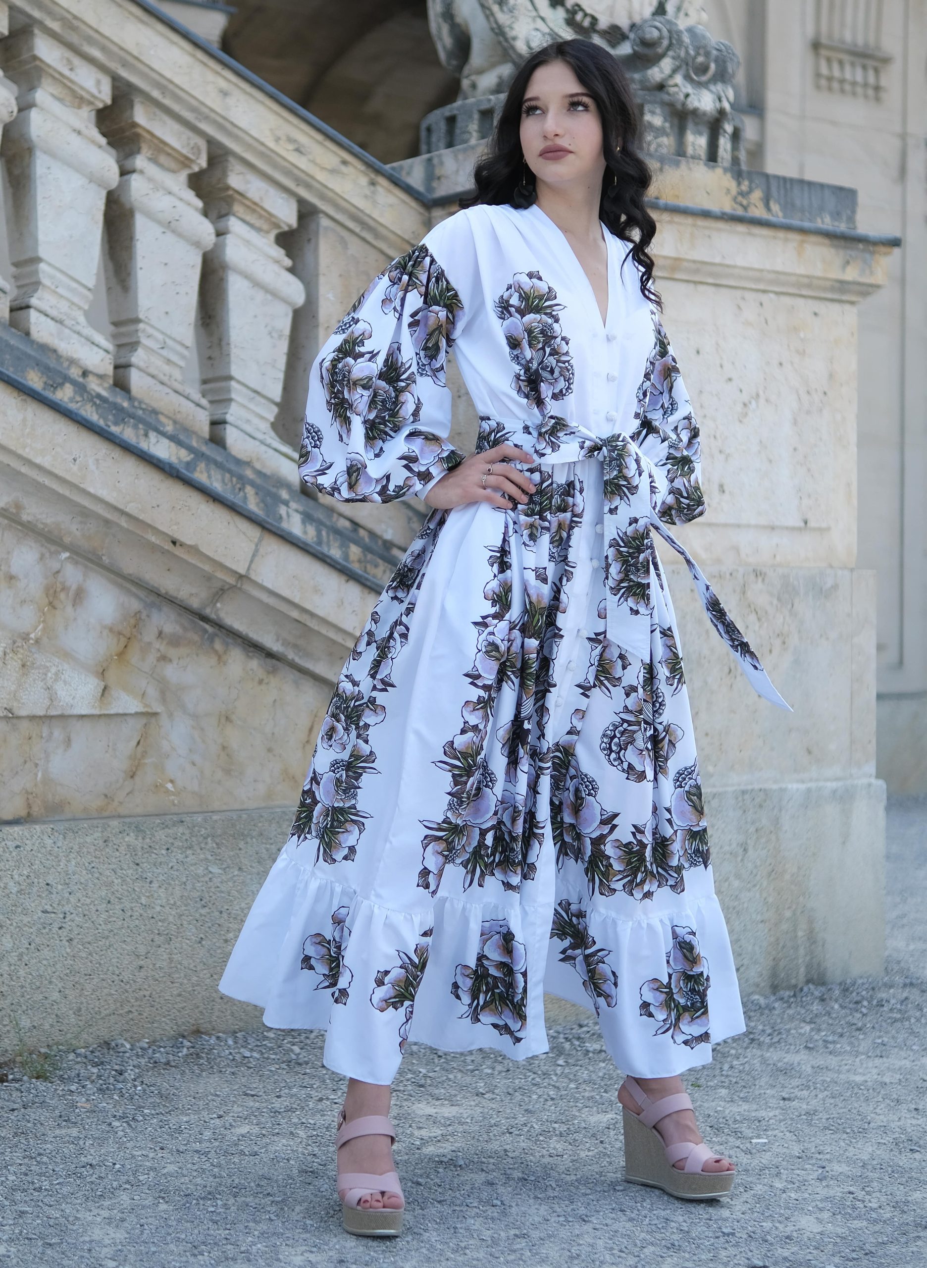 long white dress with long sleeves.jpg3-min (1)