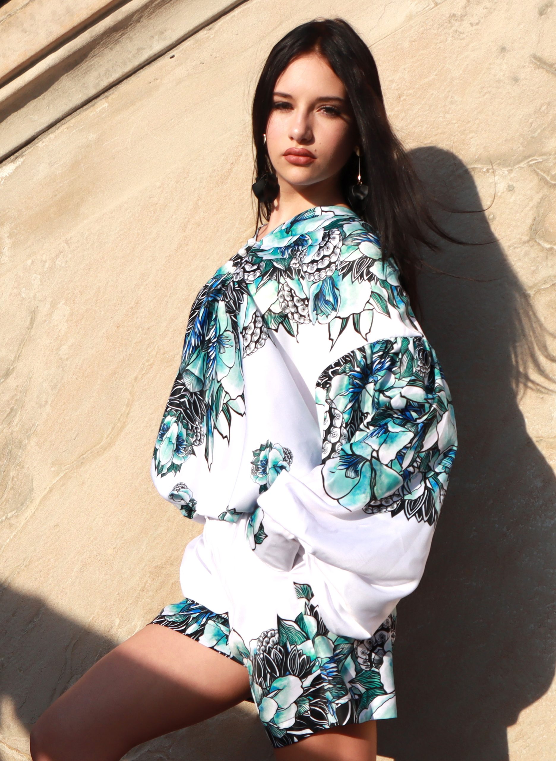 white blouse mint flowers short