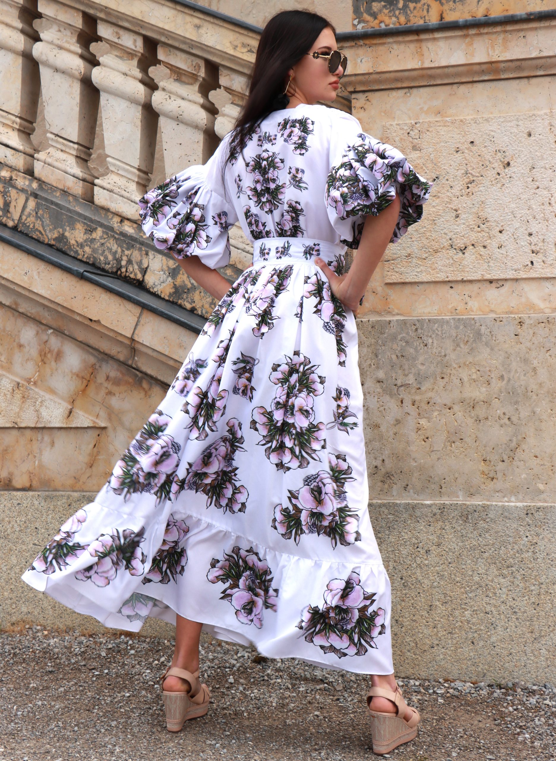 white long cotton dress with short sleeves & belt