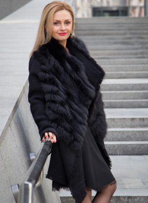 Black Furcoat